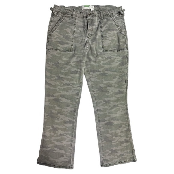 Anthropologie Camo Mavis Cargo Pants Size 31 - Picture 2 of 7